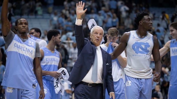 north-carolina-iona-watch-march-madness.jpg
